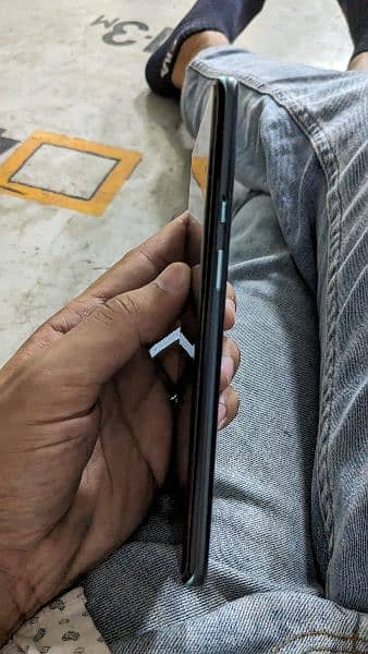 OnePlus 8 pro (8/128GB) 3