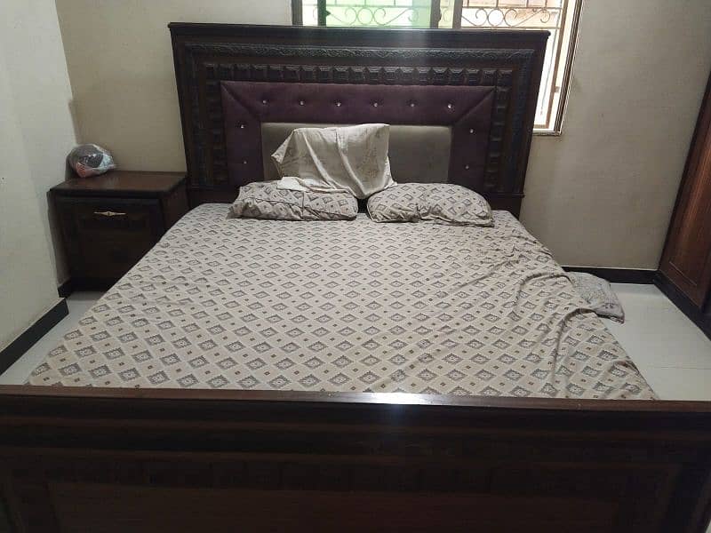 selling bed 1