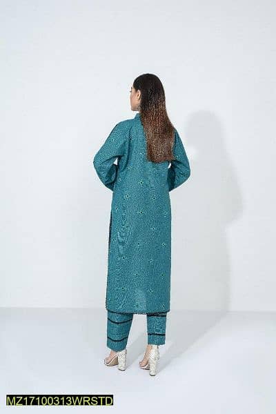•  Fabric: Khaddar
•  Shirt Front: Embroidered 5