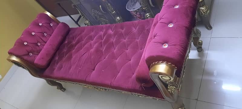 deco bed set fancy velvet cushioning 5