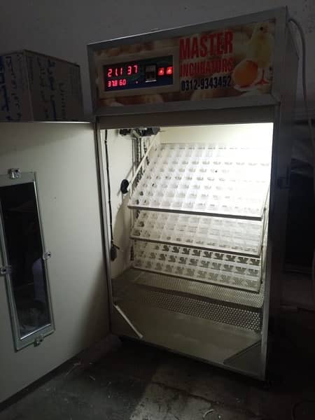 fully automatic incubator and brooder machine 1