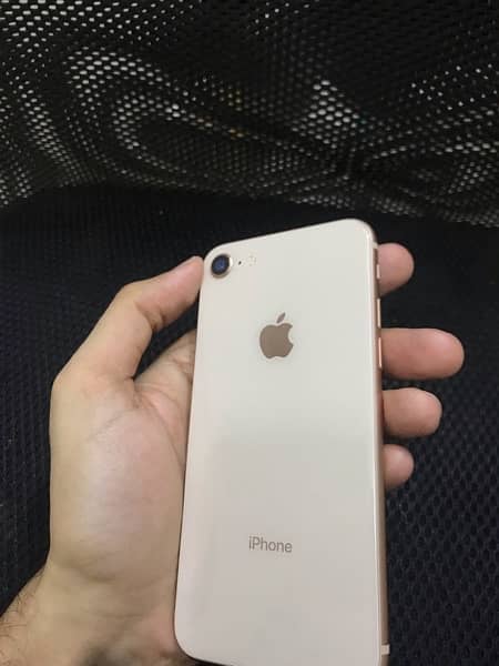 iPhone 8 64GB BRAND NEW WITH BOX 2