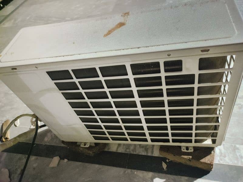 Haier Air Conditioner 1.5 ton 4