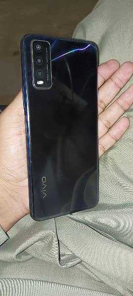 Vivo v20 condition 10/10 with box and chager all ok 4