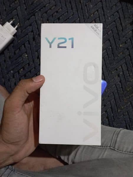 Vivo y21 complete box 1