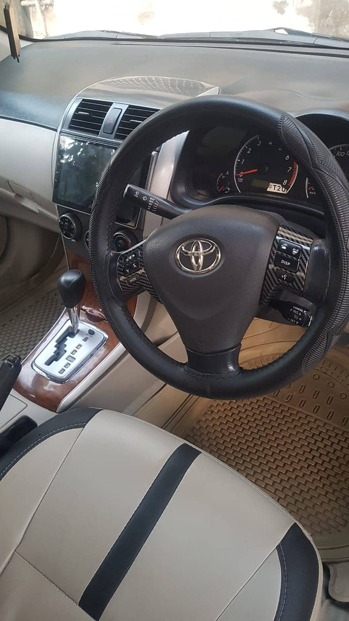 Toyota Corolla GLi Automatic Cruisetronic 1.6 VVTi 2013 4