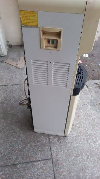 Water Dispenser (Homage) Heat & Cool in Reasonable price 5
