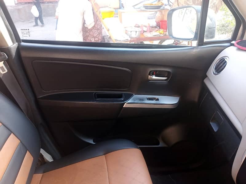 Suzuki Wagnor VXL 2019 16
