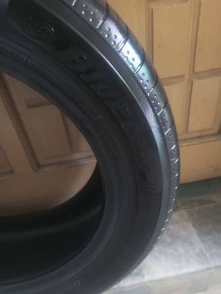 Yokohama blue earth 16 size grande altis tyres in new condition 100% 4