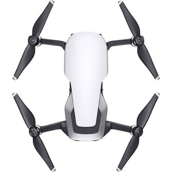this drone has a lot of feathers and its has interesting feathers 5