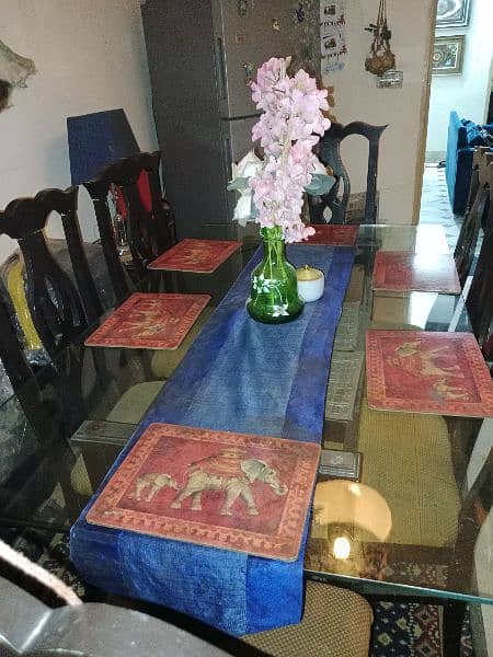 good condition dining table with 6 chairs use only 6 months 2