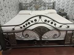 wrought iron bed set