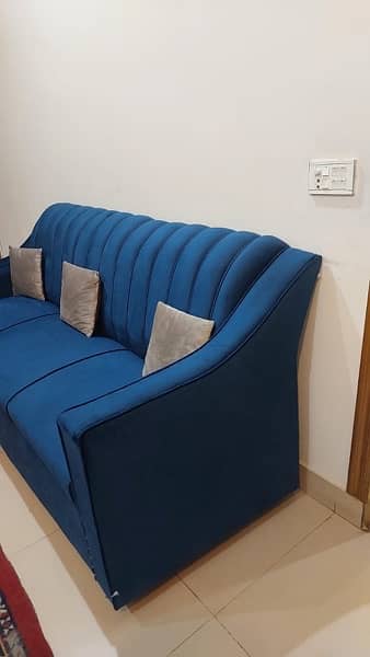 5 seater sofa set with centre and side table 1