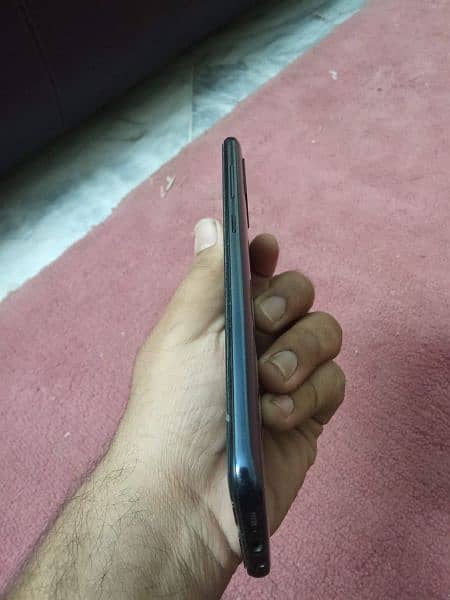 Samsung Galaxy A51 1