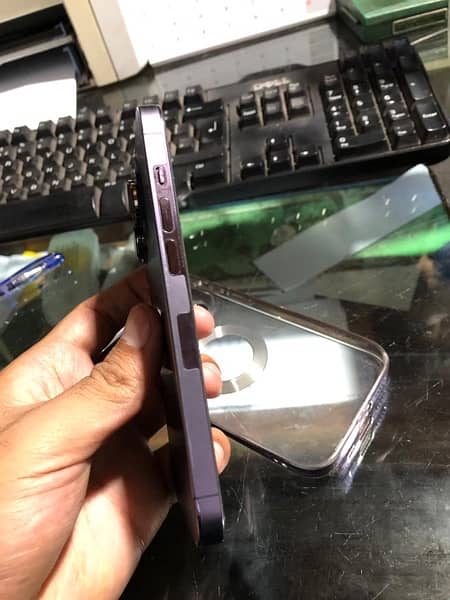 Iphone 14 pro deep purple Factory unlock 2