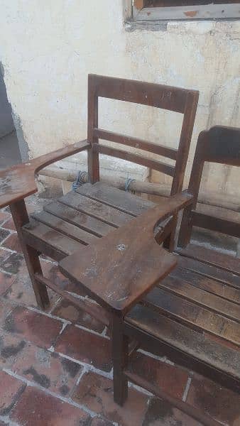 school chairs 2