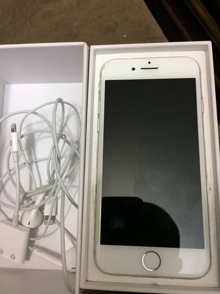 iphone 8 64 gb pta approved with box and accessories 0