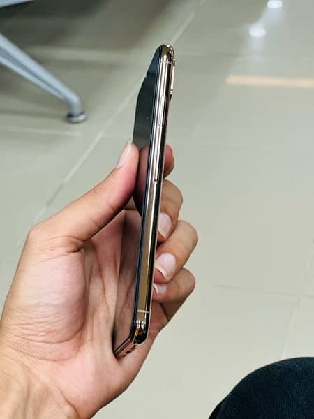 Iphone Xs max pta approved 1