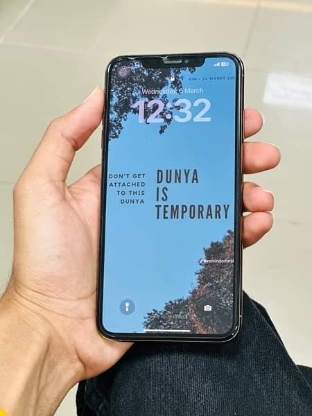 Iphone Xs max pta approved 5