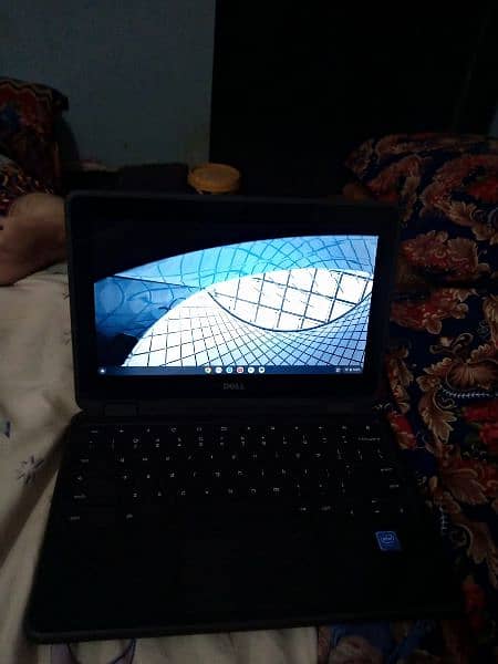 Chromebook 3189 touch and rotate 1