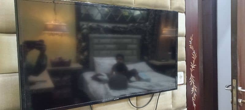 Samsung lcd 36 inches 10 on 10 condition 1