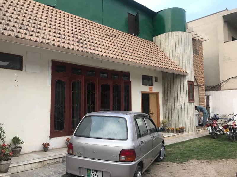 House with 30 rooms accommodation available for rent, near kips gali 6 12