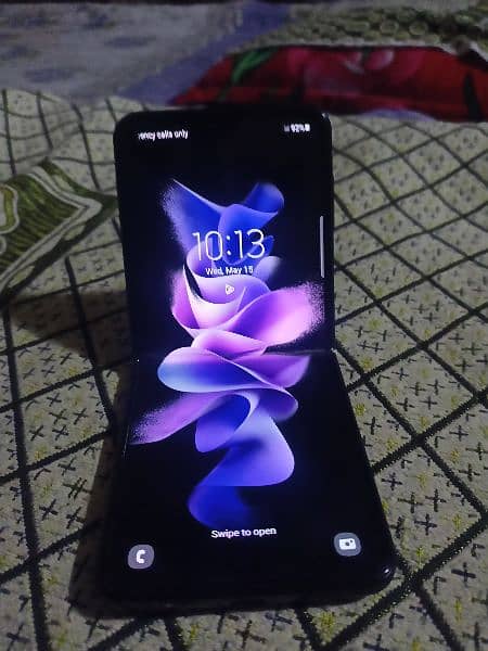 Galaxy Z Flip 3 5G 3