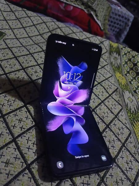 Galaxy Z Flip 3 5G 10