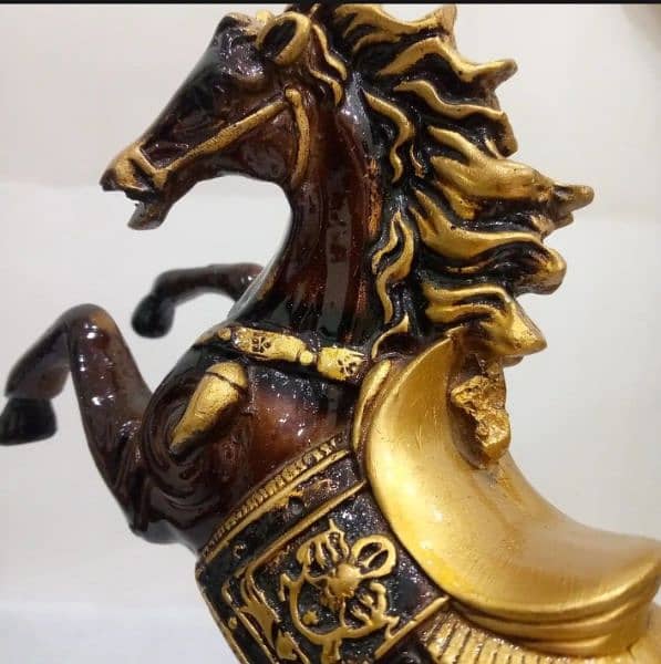 horse decorative statue for home and office decoration 0