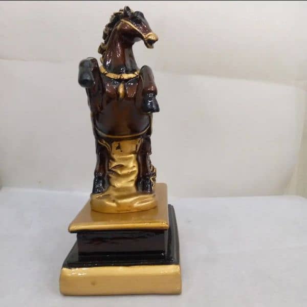 horse decorative statue for home and office decoration 4