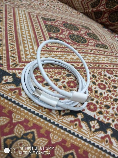iPhone 14pro max Charger Cable 20watt new original with warranty 4