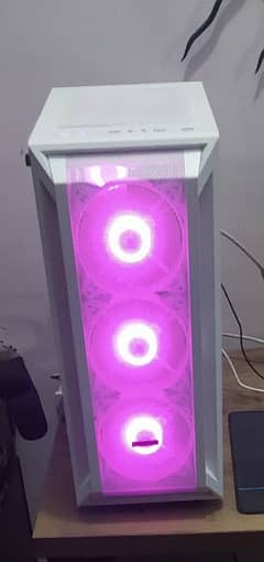 sonic r19 white casing with 4 argb fans 0
