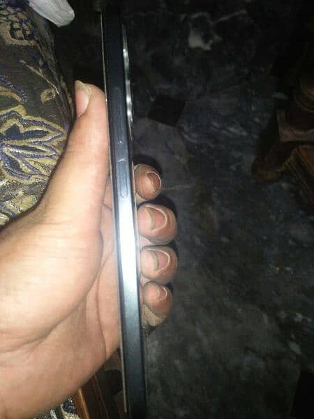 Note 12 10by10 condition. in 7 month  warenty 4
