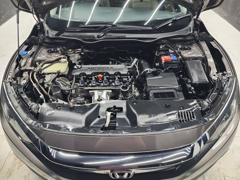 Honda Civic 1.8 i-VTEC CVT 2018 4
