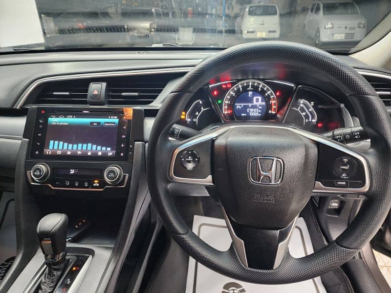 Honda Civic 1.8 i-VTEC CVT 2018 12