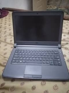 Dell laptop 8gb ram 1000 ssd battery timing 5/6 hours