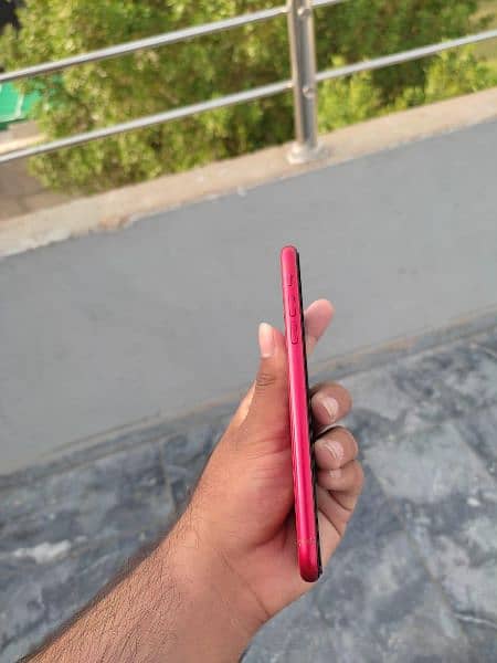 iphone XR For sale Red colour 1