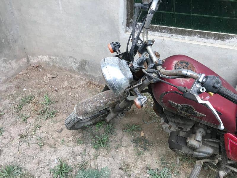 Pak Hero Chooper Bike Engine Condition 10 by 10 Contact No:03224284933 2
