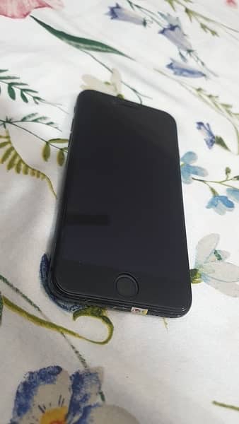 Iphone 7 128GB PTA Approved 5