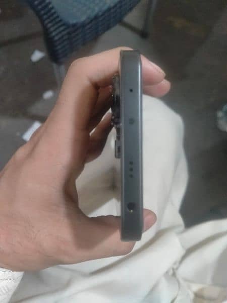Xiaomi Redmi note 13 8+256 4