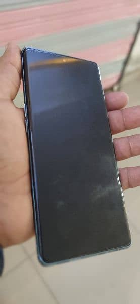 Hi guys iam seal my mobile phone oppo find x 6 new condition 16gb 512 2