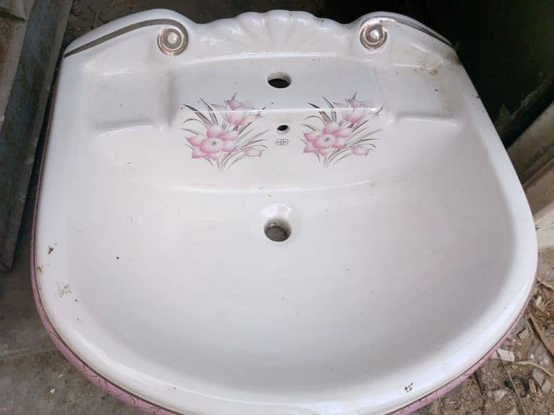 Basin and Commode 2