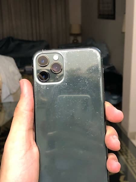 iphone 11 pro scratchless 2