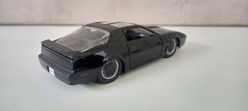 Jada Toys Metallic Model Car K. I. T. T. Knight Rider 1