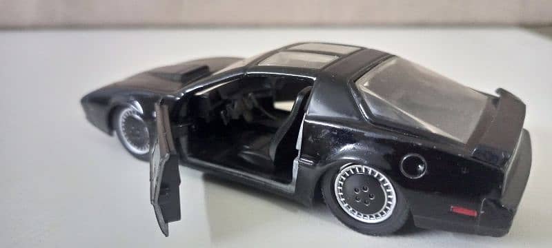Jada Toys Metallic Model Car K. I. T. T. Knight Rider 7