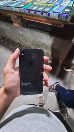 Iphone x 64 gb in good condition USA model urgent sell