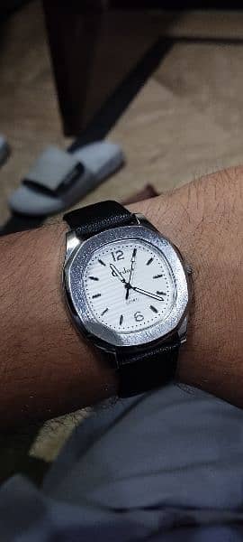 Geduo Quartz Watch Imported Stylish 4