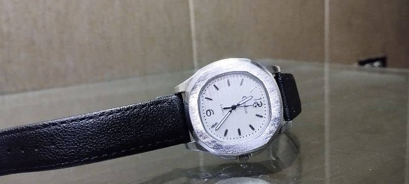 Geduo Quartz Watch Imported Stylish 7