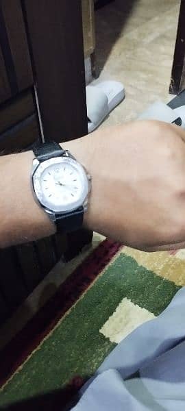 Geduo Quartz Watch Imported Stylish 9
