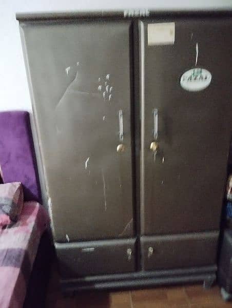 Steel Cabinet in Excellent Condition 1